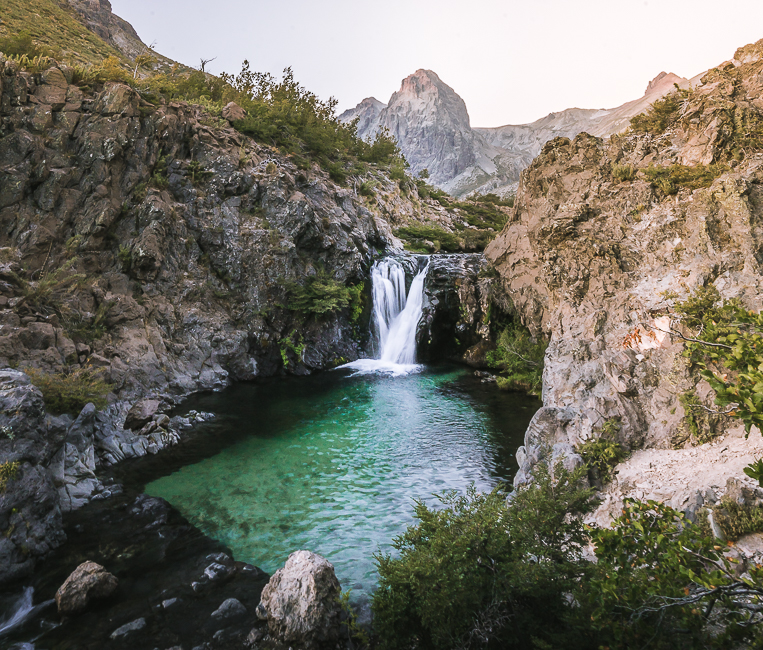 sendero el bolsón, trekking en parque inglés