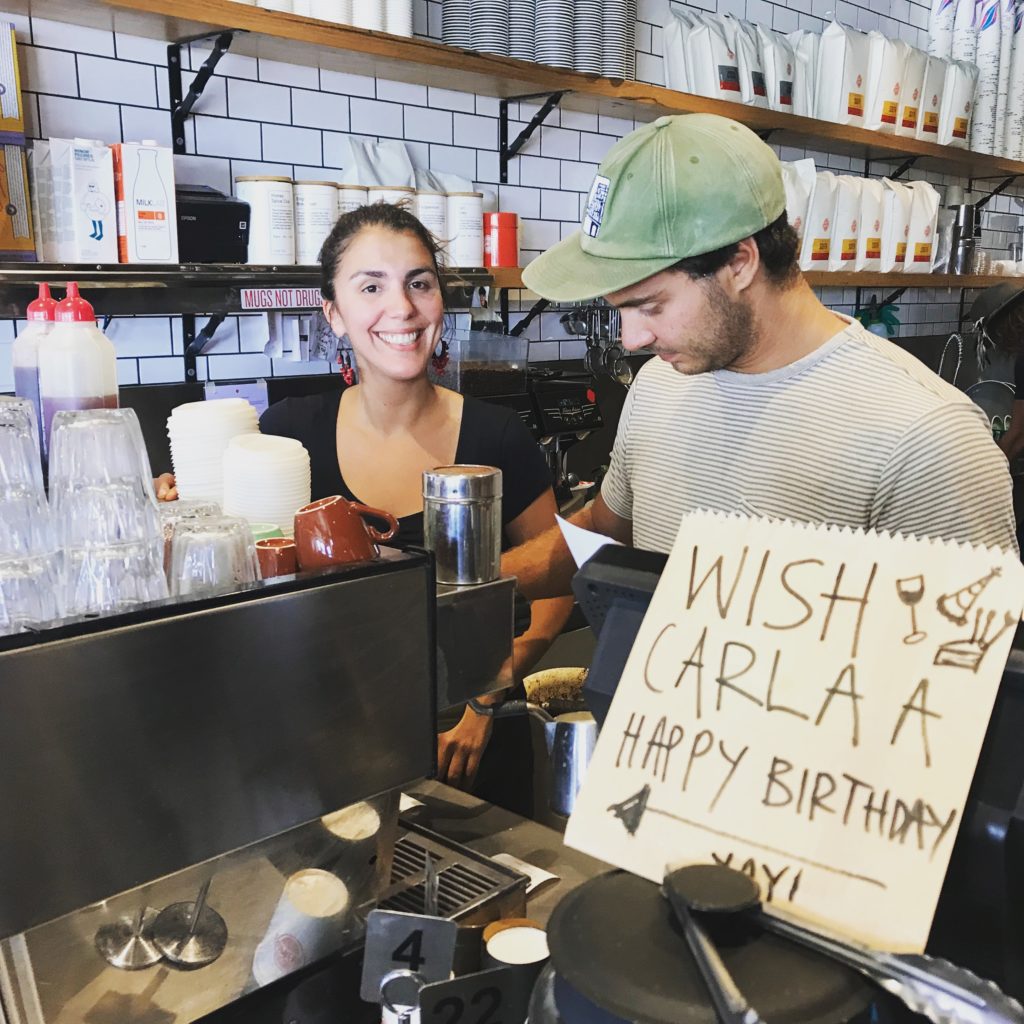 trabajando de barista en Australia en el dia de mi cumpleaños